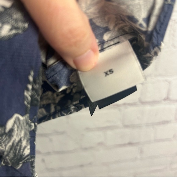 Adam Lippes front tie button down floral cropped top USA size XS mother of pearl - Picture 7 of 10